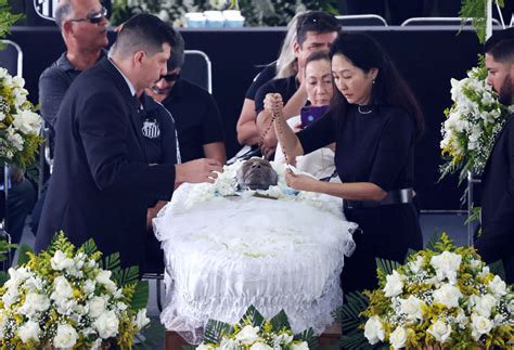 Adeus Pele: Brazil bids farewell to 'eternal', 'king of soccer' - Rediff Sports