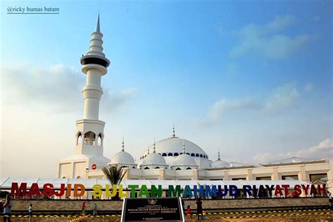 Assalamualaikum, Selamat Datang di Masjid Sultan – Masjid Sultan Mahmud Riayat Syah