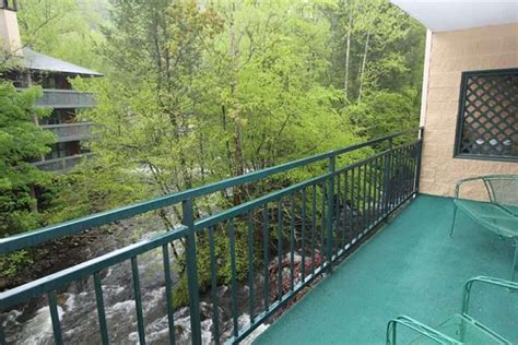 5 Ways to Save Money at Our Condos for Rent in Gatlinburg Downtown