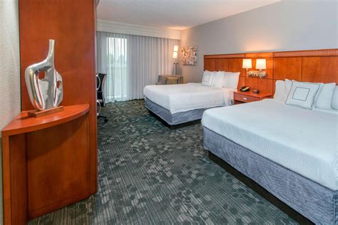 Pet-Friendly Hotels in Montgomery, AL | Courtyard Montgomery