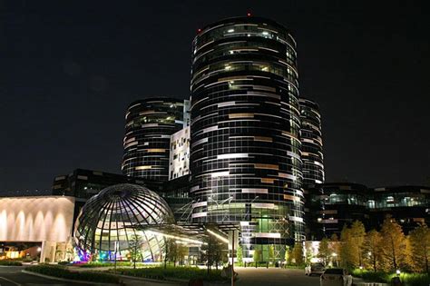 The 25 Most Amazing Modern Hospitals in the World