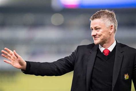 Solskjaer films in season ticket promo and talks about transfers - The ...