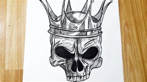 How To Draw A Skull With A Crown