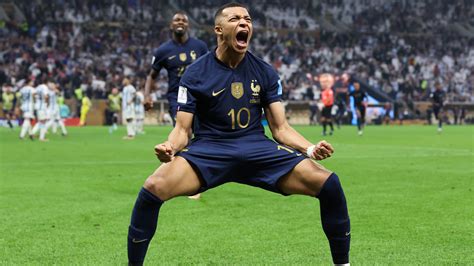 Mbappe becomes youngest player to reach 10 World Cup goals in Argentina ...