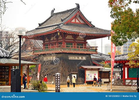 Shitennoji Temple Facade in Osaka, Japan Editorial Stock Photo - Image ...