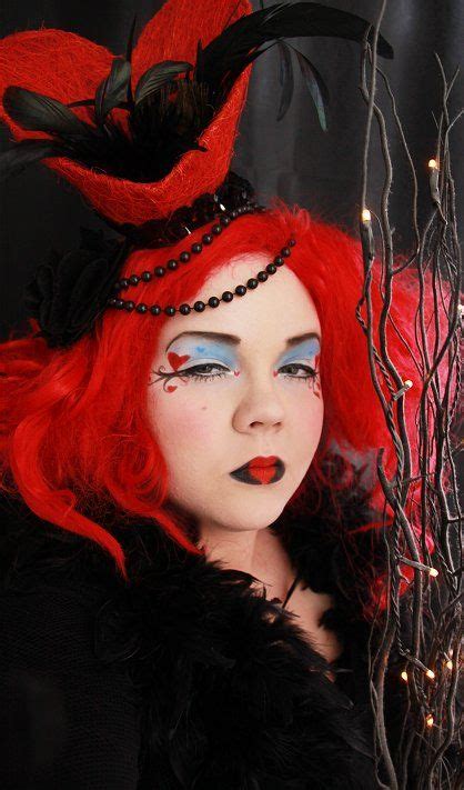 red queen More Red Queen Makeup, Queen Of Hearts Makeup, Alice In Wonderland Characters, Alice ...