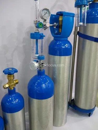 Medical Oxygen Storage Cylinder at best price in Aurangabad by Everest Kanto Cylinder Limited ...