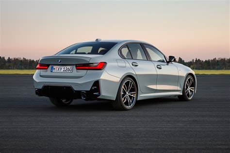 Facelifted 2023 BMW 3 Series G20 gets sharp new look — Drives.today