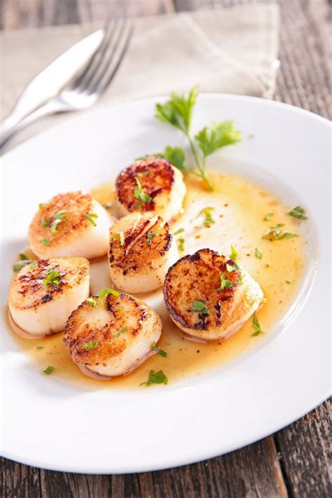 Poêlée de coquilles saint-jacques | Rezept | Jakobsmuscheln rezept, Gebratene jakobsmuscheln ...