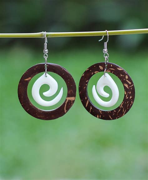 Shop Beautiful and Artistic Coconut Shell Jewelry | Gayona