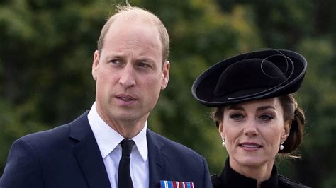 Prince William Visits Kate Middleton in Hospital | CitizenSide