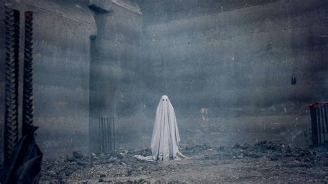 Film review: A Ghost Story will truly haunt you - BBC Culture