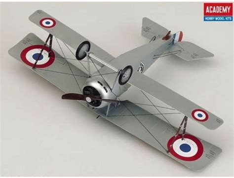 Scalehobbyist.com: Nieuport 17 by Academy Models