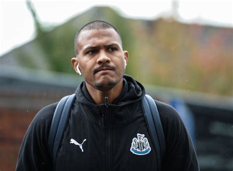 Photo: Key Newcastle man Salomon Rondon returns to training