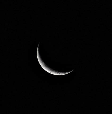 Waning Crescent Moon | Crescent moon art, Moon, Moon photography