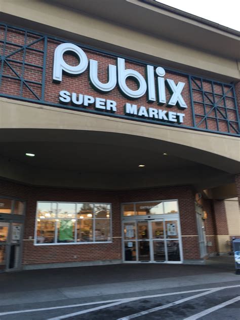 Publix, 5550 Chamblee Dunwoody Rd, Atlanta, GA, Grocery Stores - MapQuest