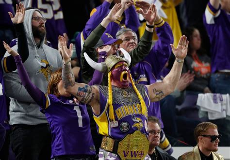 Your cabin or Super Bowl tickets? If Vikings win Sunday, expect prices ...