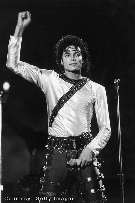 Michael Jackson Performs In 1980s - Michael Jackson Official Site