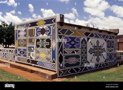 Ndebele village near middleburg, gauteng, south africa Stock Photo - Alamy