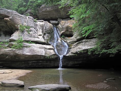 Cedar Falls (Hocking Hills, Ohio, USA) 7 | Cedar Falls forms… | Flickr
