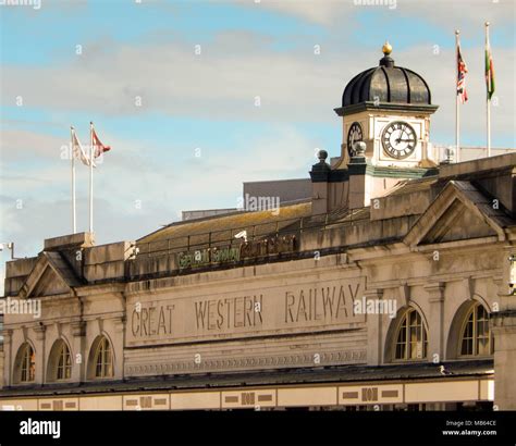 Cardiff central station hi-res stock photography and images - Alamy