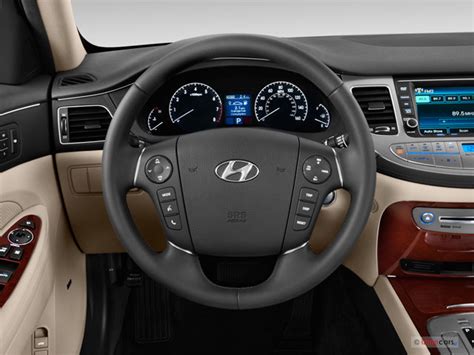 2014 Hyundai Genesis: 32 Interior Photos | U.S. News