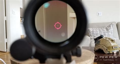 Red Dots vs Holographic Sights: What’s Best For You? By: Eric Hung - Global Ordnance News