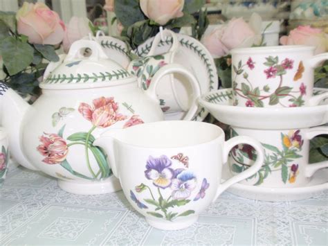 Lovely Treasures from English Garden: Portmeirion Botanic Garden Tea Set