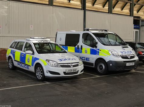 British Transport Police Vauxhall Astra Response Car and V… | Flickr