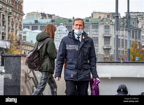 Russia, Moscow. People walk in a street Stock Photo - Alamy