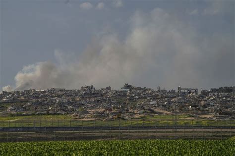 Satellite pics show destruction, possible Gaza buffer zone