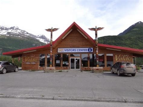 Walkabout With Wheels Blog: Walking Around Downtown Valdez, Alaska