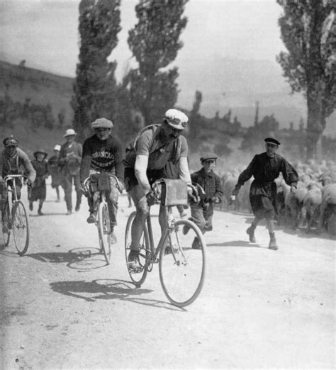 1913 | Tour de France 1913 Please follow us @ http://www.pinterest.com/wocycling Old Bicycle ...