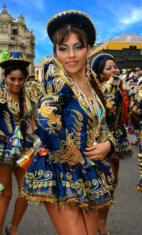 17 Best images about Peru -Traditional Clothes on Pinterest | Girl ...