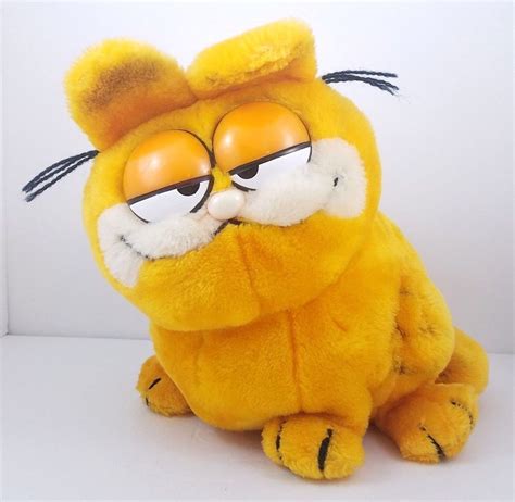 Vintage Garfield Plush Stuffed Animal R.Dakin & Co.1981 United Feature Syndicate #RDakinCompany ...