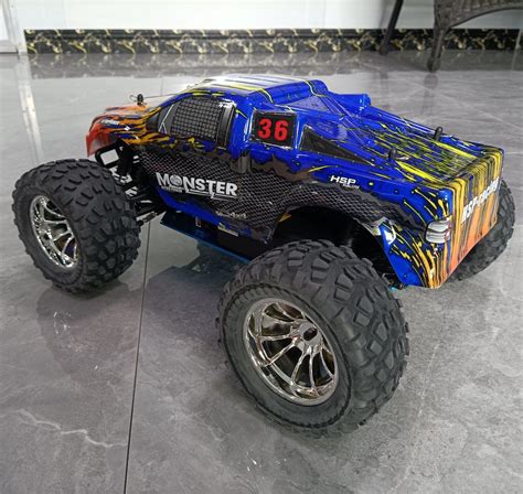 1/10 Scale Fast RC Gas Powered RC Cars Two Speed Nitro Truck Remote Control