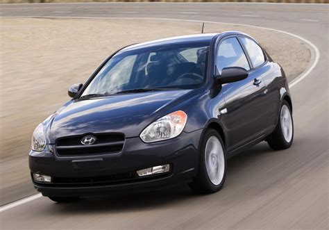 2010 Hyundai Accent | Top Speed