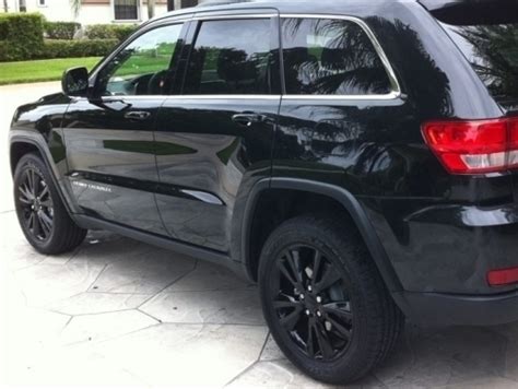 Jeep Grand Cherokee Black Wheels