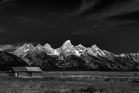 Shooting Black & White Landscapes | Photocrowd Photography Blog