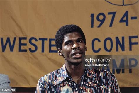 2,332 Robert Parish Photos & High Res Pictures - Getty Images