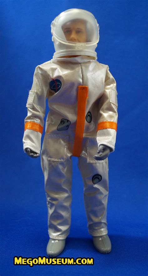 Up Close: Steve Austin Astronaut - Mego Museum