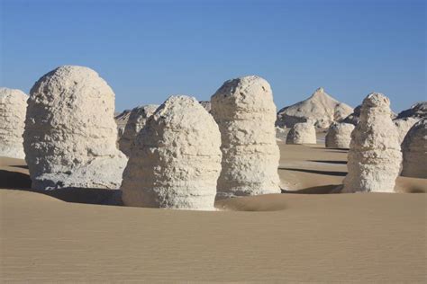 White Desert National Park, Egypt (with Map & Photos)