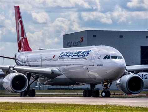 Turkish Airlines Airbus a330-300 lining up on 27R for a hop to Istanbul