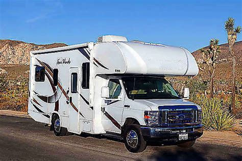 2019 22ft MOTORHOME C22 SZN - Class C Motor Home RV For Rent #3223289 ...