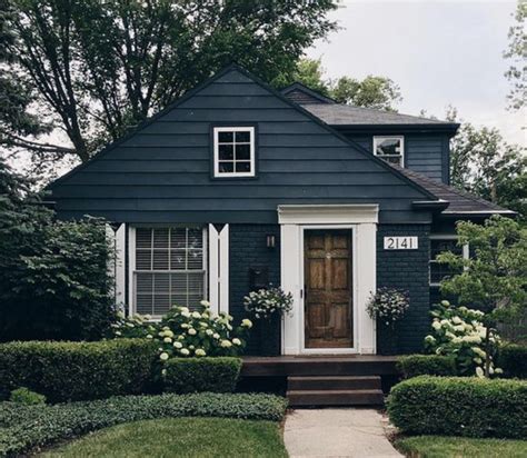 Exterior Paint Color Trends for 2020 - Amykranecolor.com