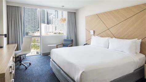 Rooms and suites - Novotel Miami Brickell - 4-star hotel