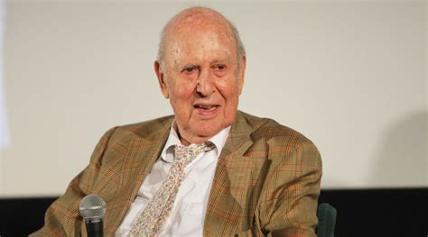 Carl Reiner, comedy legend and consummate old Jew telling jokes, dies at 98 - Jewish Telegraphic ...