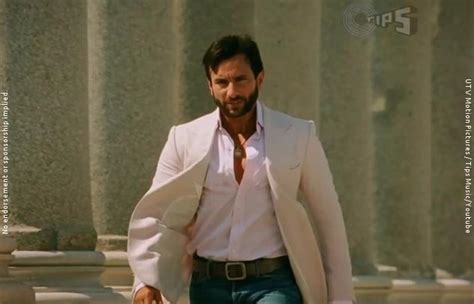 Saif Ali Khan Blue Jeans look, Be Intehaan style, Race 2 | Charmboard