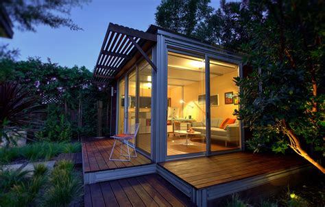 Photo 7 of 11 in 10 Kit Home Companies to Watch | Modern prefab homes, Affordable prefab homes ...