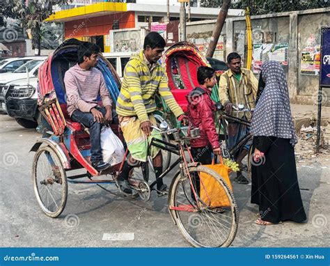 Cycle rickshaw in Dhaka editorial photo. Image of bangladesh - 159264561